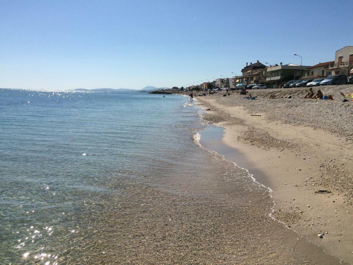 Beach Appartament Marina di Montemarciano Ngoại thất bức ảnh